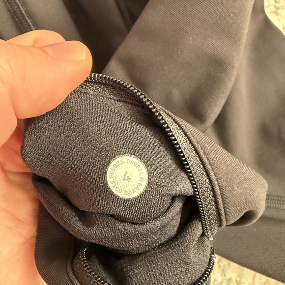 Lululemon Pace Rival Crop *Full-On Luxtreme 22" - Picture 8 of 9